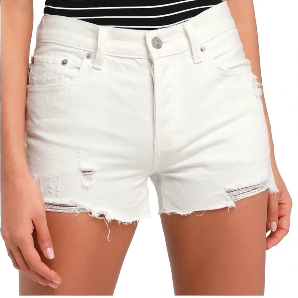 Free People We The Free Sophia Distressed Shorts Size 28 White